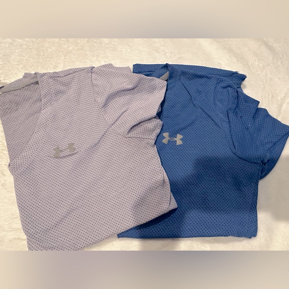 Under armour short sleeves